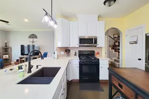 201 Chatham, Bellville, TX 77418 - Photo 9