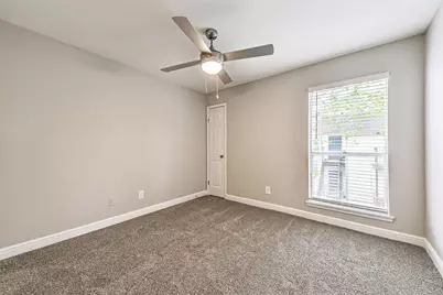 1111 W Main Street #1104, League City, TX 77573 - Photo 11