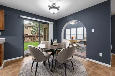 14 W Cobble Hill Circle, The Woodlands, TX 77381 - Photo 5