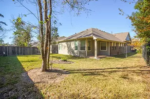 3 Tidwillow Pl, The Woodlands, TX 77375 - Photo 49