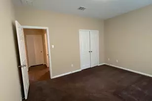 8017 Charlesmont St, Houston, TX 77078 - Photo 11