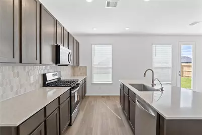 2847 Icarus Drive, Fresno, TX 77545 - Photo 11