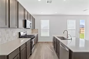 2847 Icarus Dr, Fresno, TX 77545 - Photo 11