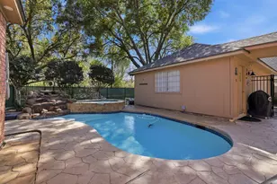 4519 Castlewood St, Sugar Land, TX 77479 - Photo 37