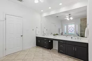 4519 Castlewood St, Sugar Land, TX 77479 - Photo 27