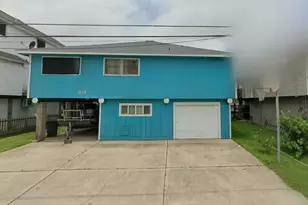 618 Warsaw St, Bayou Vista, TX 77563 - Photo 1