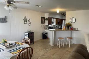 618 Warsaw St, Bayou Vista, TX 77563 - Photo 5