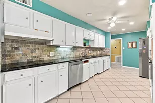 2907 Fairway Dr, Sugar Land, TX 77478 - Photo 27