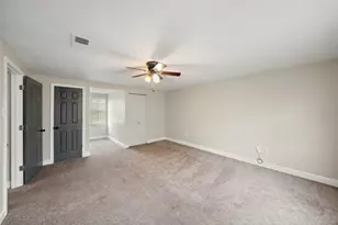 12306 Old River Dr, Baytown, TX 77523 - Photo 19
