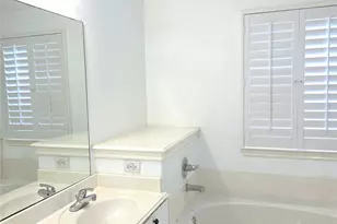 315 Plaza Del Sol Park, Houston, TX 77020 - Photo 19