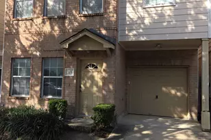 315 Plaza Del Sol Park, Houston, TX 77020 - Photo 1