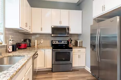 1421 20 1/2 Street, Huntsville, TX 77340 - Photo 7