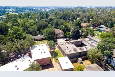 1421 20 1/2 Street, Huntsville, TX 77340 - Photo 17