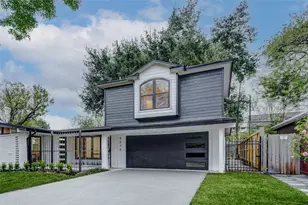 9219 Timberside Dr, Houston, TX 77025 - Photo 3