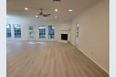 120 Hiwon Drive, Conroe, TX 77304 - Photo 11