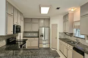 120 Hiwon Dr, Conroe, TX 77304 - Photo 13