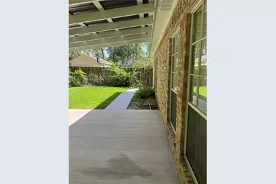 120 Hiwon Drive, Conroe, TX 77304 - Photo 7