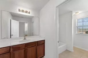 9715 Blue Sapphire Dr, Rosharon, TX 77583 - Photo 17