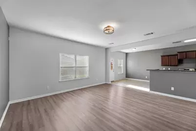 9715 Blue Sapphire Drive, Rosharon, TX 77583 - Photo 7