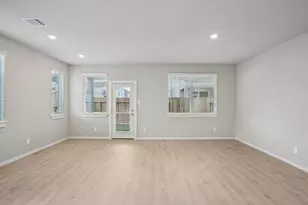 532 Morning Tide Ln, Kemah, TX 77565 - Photo 3