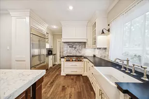 2602 Kings Forest Dr, Kingwood, TX 77339 - Photo 15