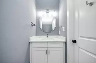 8312 Comal St, Houston, TX 77051 - Photo 9