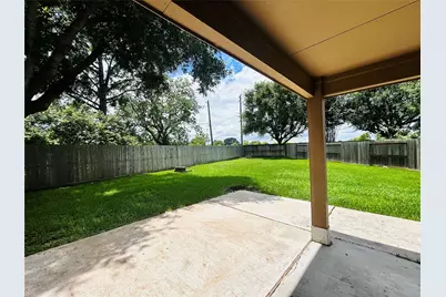 2306 Emerald Stone Court, Pearland, TX 77581 - Photo 19