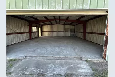 307 S Market Street, Louise, TX 77455 - Photo 37