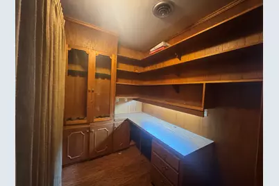 307 S Market Street, Louise, TX 77455 - Photo 15