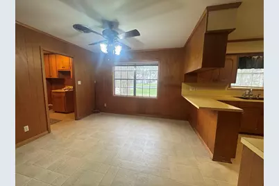 307 S Market Street, Louise, TX 77455 - Photo 7