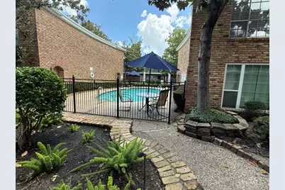 2121 Fountain View Drive #H1, Houston, TX 77057 - Photo 23
