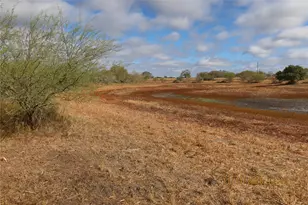 566 Co Rd 430, Hallettsville, TX 77964 - Photo 25