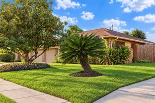 3914 Beran Dr, Houston, TX 77045 - Photo 35