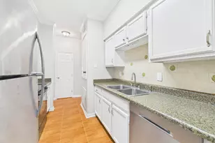 4001 Tanglewilde St, Houston, TX 77063 - Photo 7
