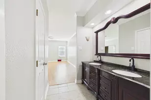 4001 Tanglewilde St, Houston, TX 77063 - Photo 15