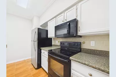 4001 Tanglewilde Street #709, Houston, TX 77063 - Photo 5