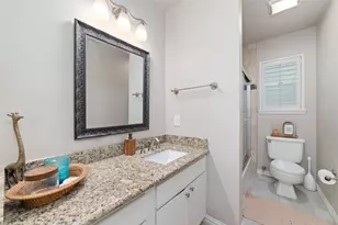 869 Wax Myrtle Ln, Houston, TX 77079 - Photo 21