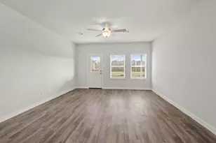 17147 King Eider Rd, Waller, TX 77484 - Photo 3