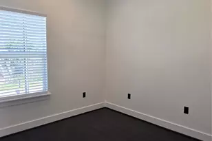 640 18th St, San Leon, TX 77539 - Photo 17