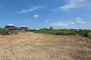 640 18th St, San Leon, TX 77539 - Photo 29