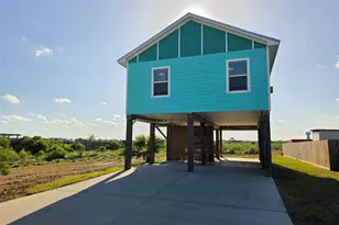 640 18th St, San Leon, TX 77539 - Photo 3