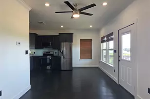 640 18th St, San Leon, TX 77539 - Photo 9