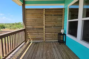 640 18th St, San Leon, TX 77539 - Photo 5