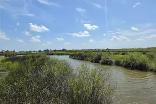 640 18th St, San Leon, TX 77539 - Photo 27