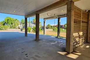 640 18th St, San Leon, TX 77539 - Photo 5