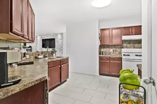 18743 N Young Elm Cir, Houston, TX 77073 - Photo 9