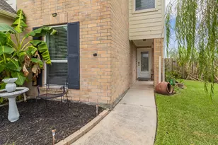 18743 N Young Elm Cir, Houston, TX 77073 - Photo 3