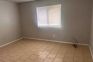 7207 Caracas Dr, Houston, TX 77083 - Photo 9