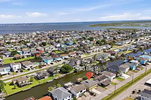 375 Ling, Bayou Vista, TX 77563 - Photo 3