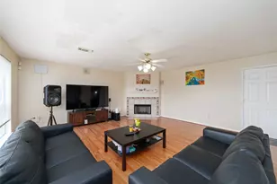 2235 Heatherwood Dr, Missouri City, TX 77489 - Photo 21